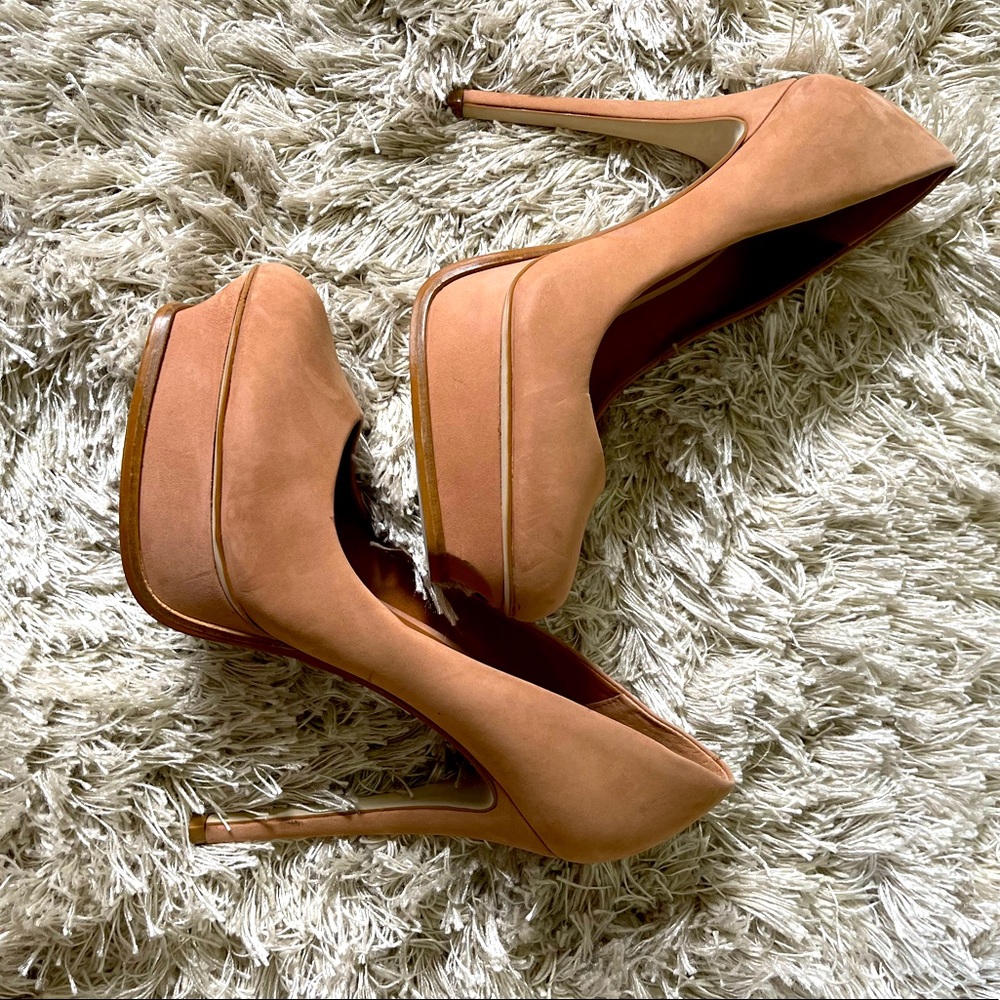 NWOT Steve Madden Size 10 Suede Platform Stiletto
